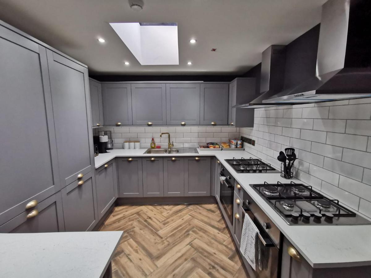 Lombard House - Boutique Hotel By TIFA Stays Swansea Extérieur photo